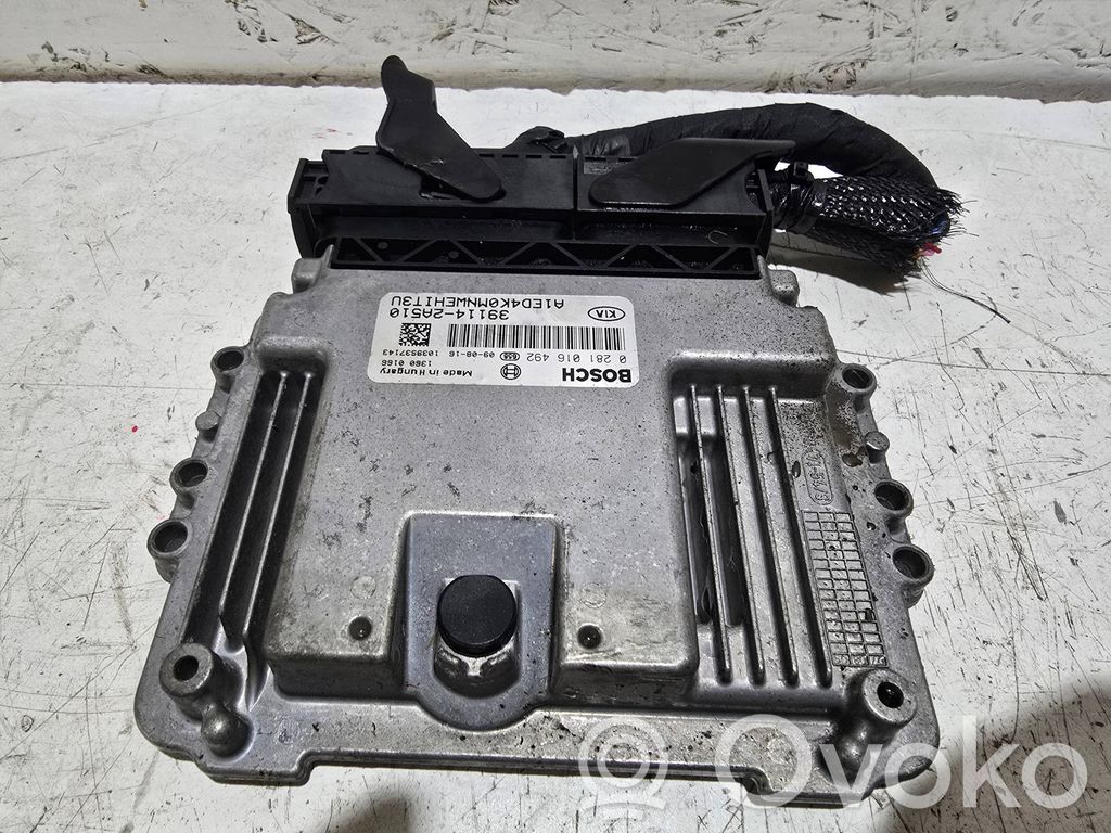 KIA Ceed Engine control unit/module 
