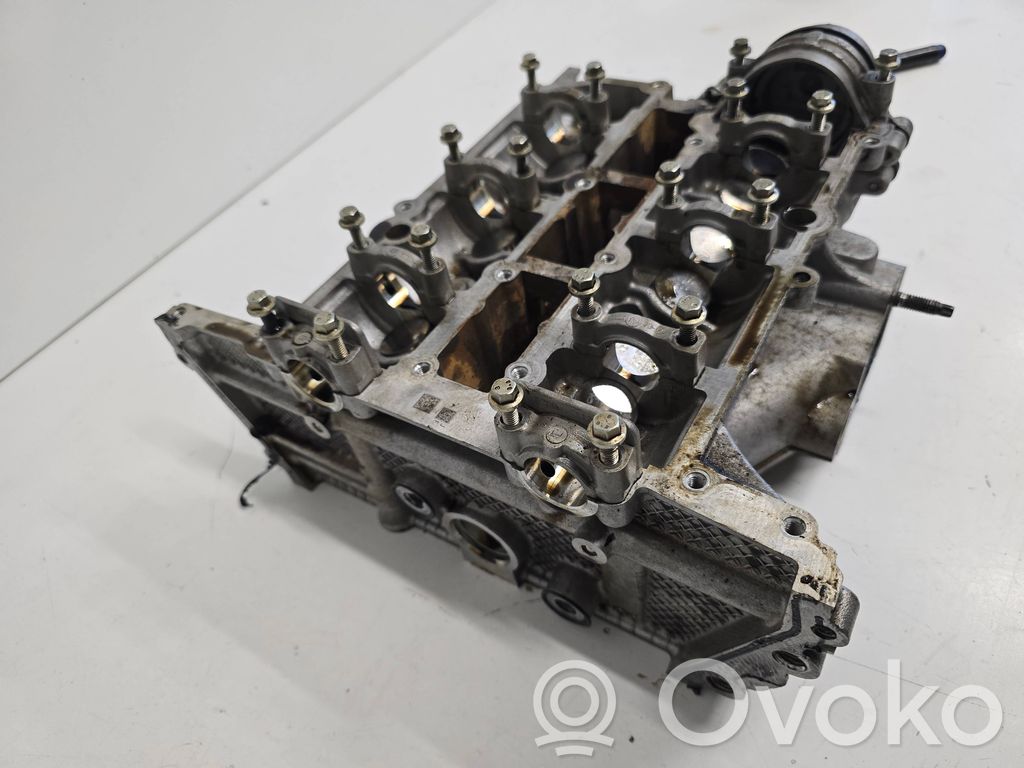 Engine head   RFE3BG6090