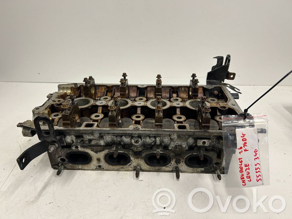 Chevrolet Cruze Engine head 