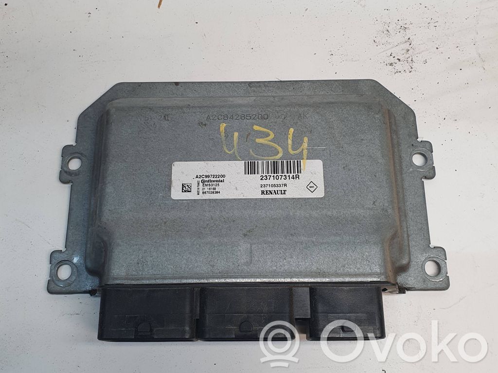 Renault Clio IV Engine control unit/module 