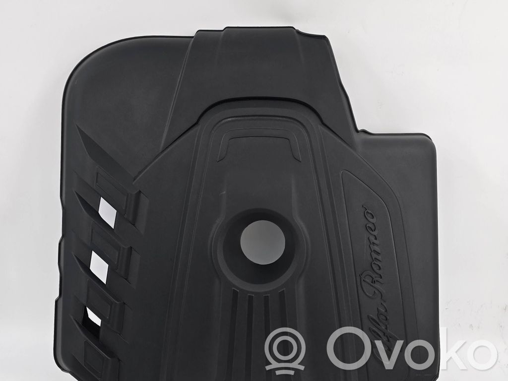Motorabdeckung