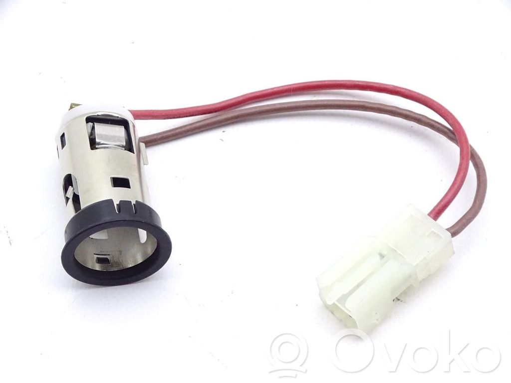 BMW 4 F36 Gran coupe 12 V Socket (front) 