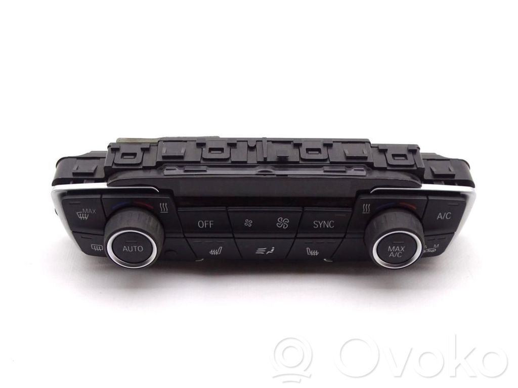 BMW 2 F46 Climate control unit 