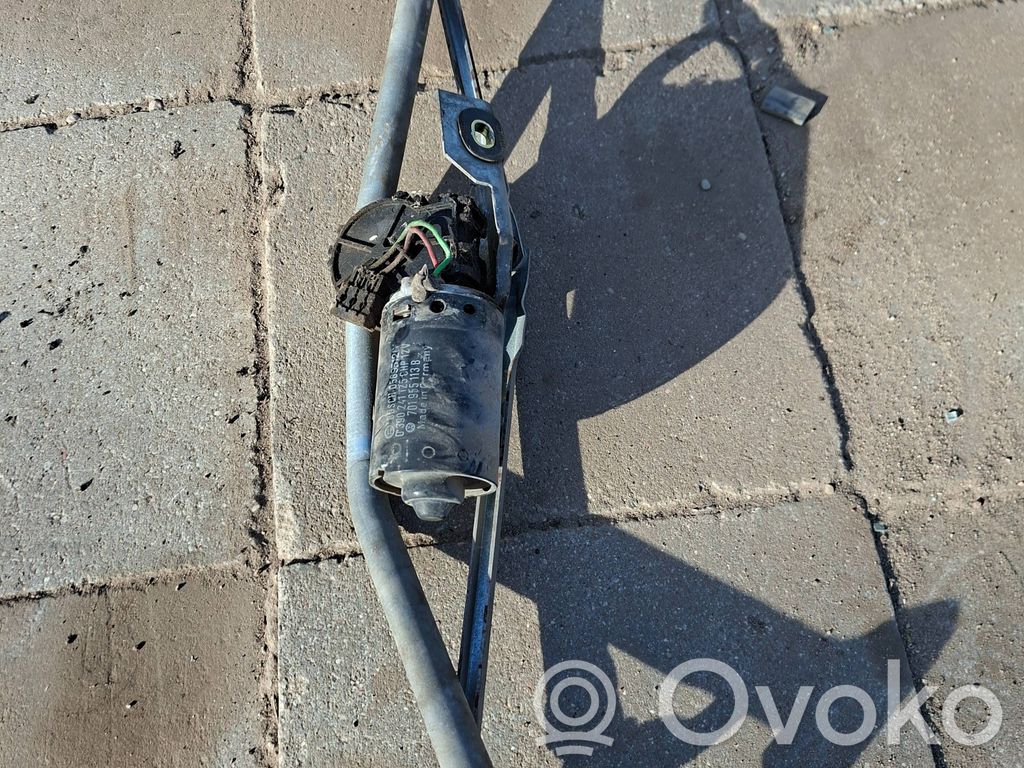 Volkswagen Transporter - Caravelle T4 Mechanizm i silniczek wycieraczek szyby przedniej / czołowej 