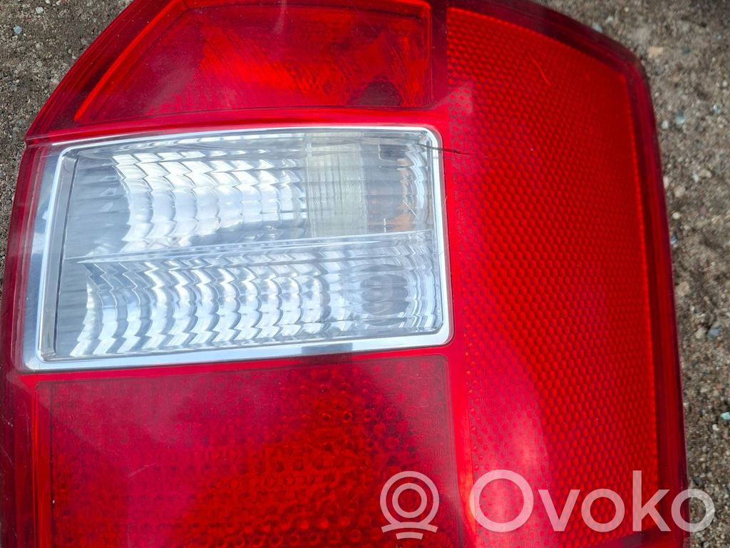 Audi A4 S4 B6 8E 8H Lampa tylna 