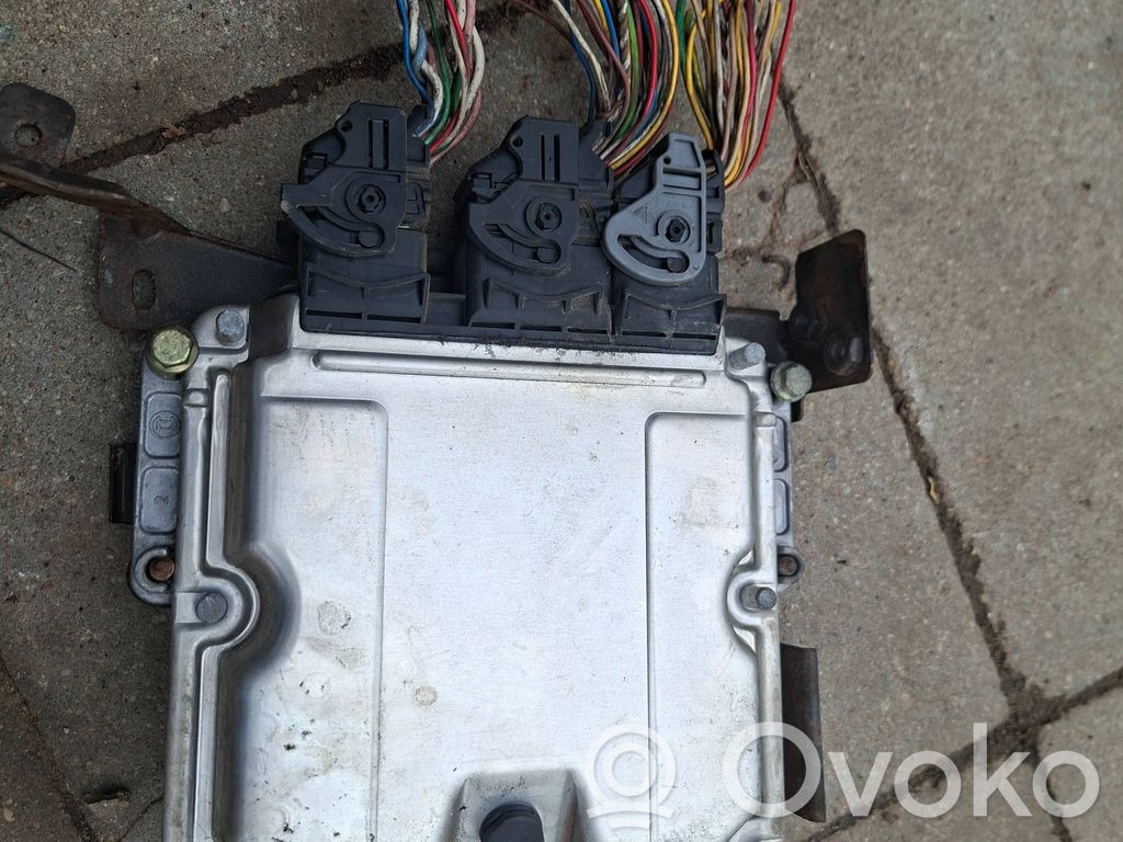 Peugeot 607 Engine control unit/module 