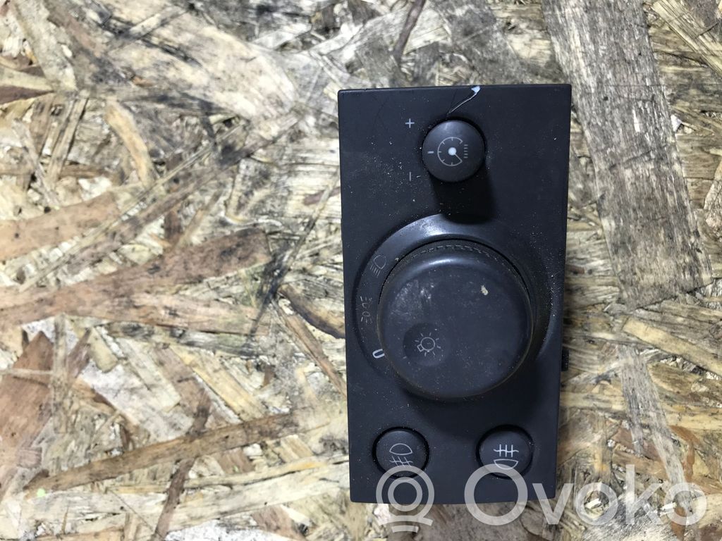 Opel Vectra C Light switch 