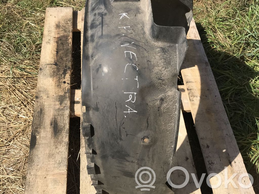 Opel Vectra C Nadkole przednie 
