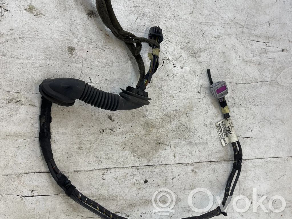 Opel Astra J Takaluukun/tavaratilan johtosarja 