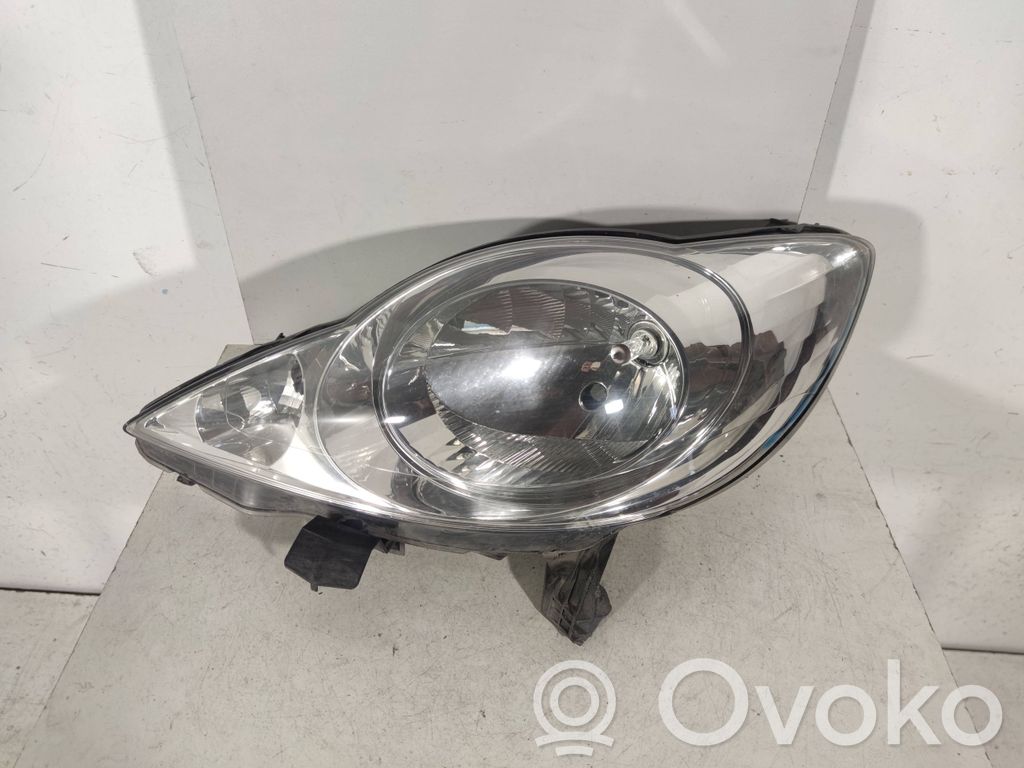 Peugeot 107 Lampa przednia 