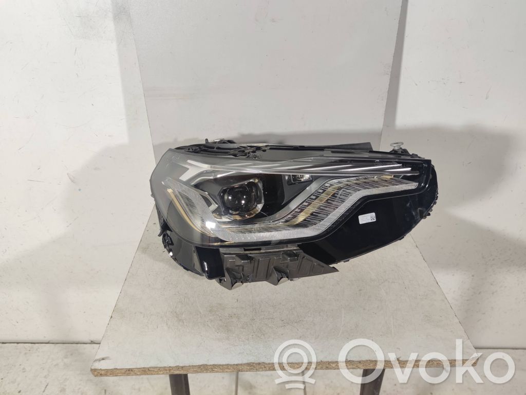 BMW 2 G42 Scheinwerfer 