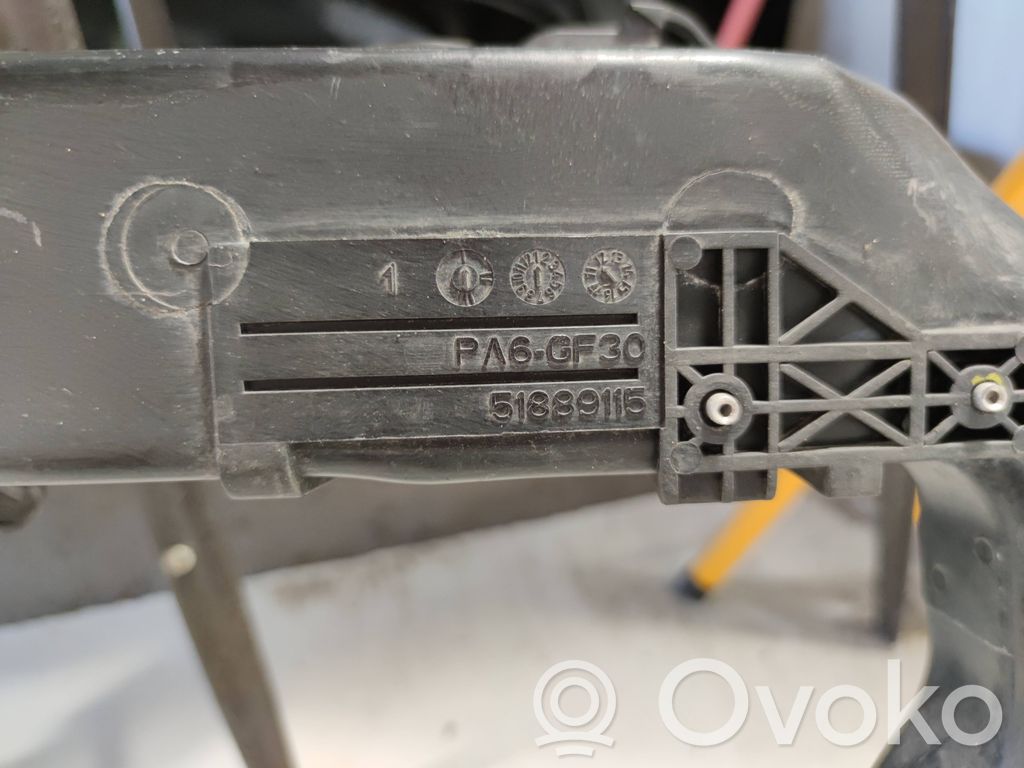 Fiat Panda III Pas przedni 