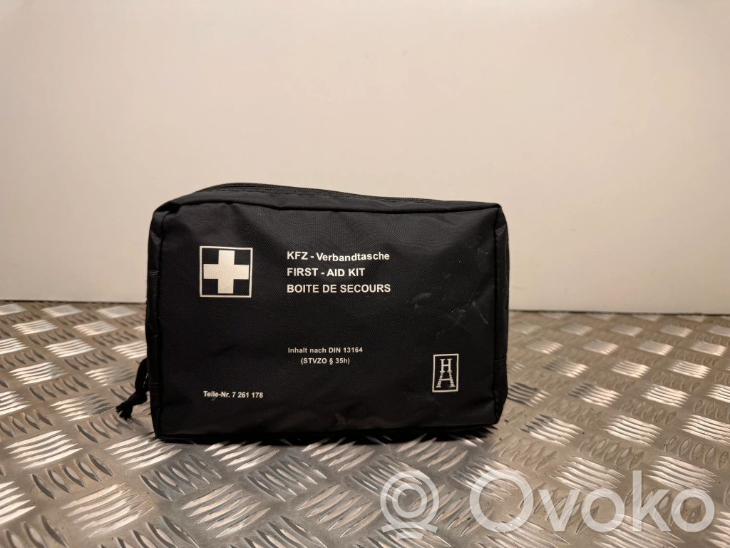 BMW 3 F30 F35 F31 Vaistinėlė 