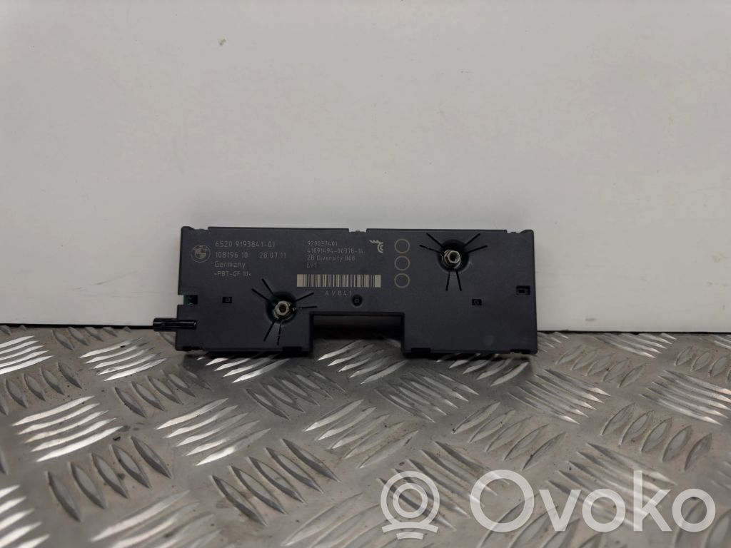 BMW 3 E90 E91 Antenos stiprintuvas 