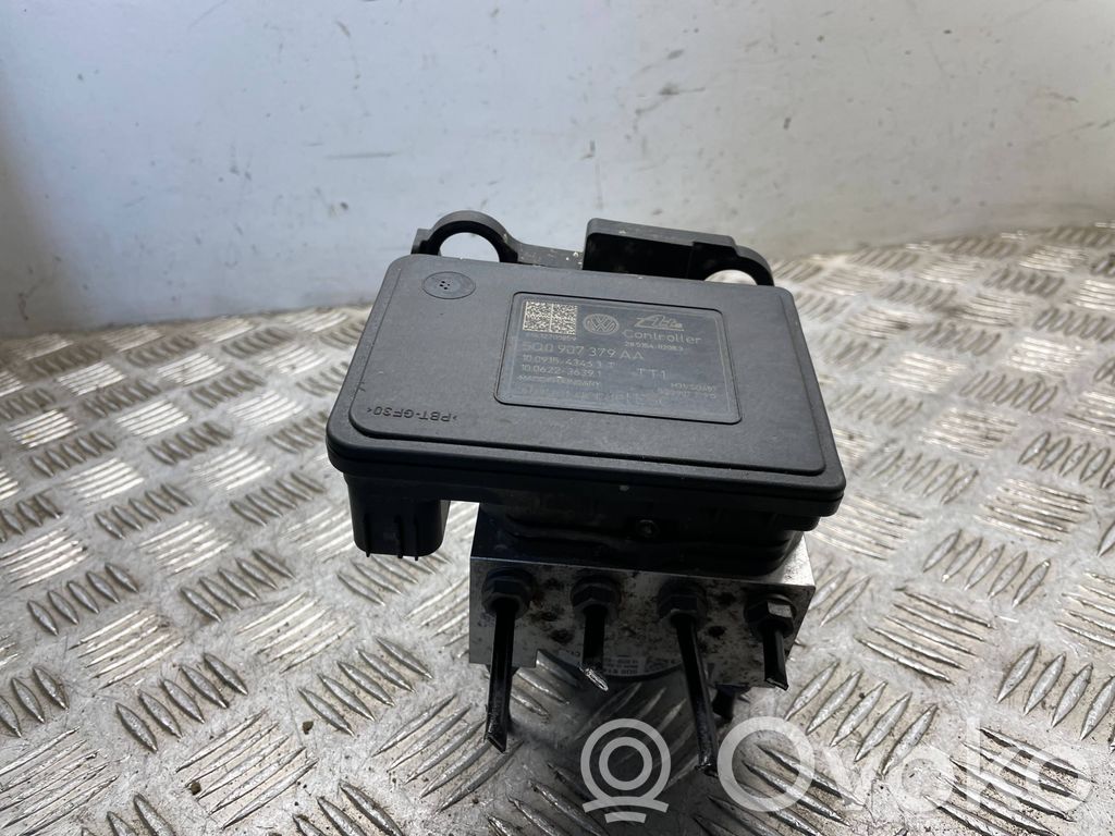Volkswagen Golf VII ABS Blokas 