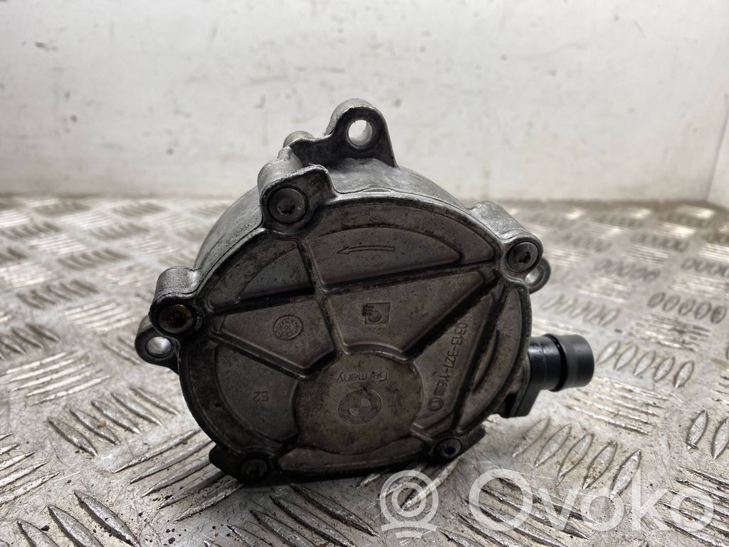 BMW 3 E92 E93 Vacuum pump 