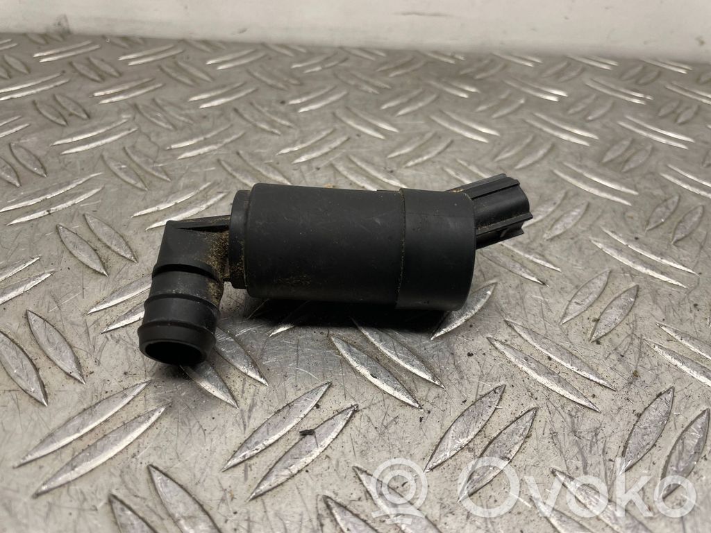 Ford Focus Windscreen/windshield washer pump 