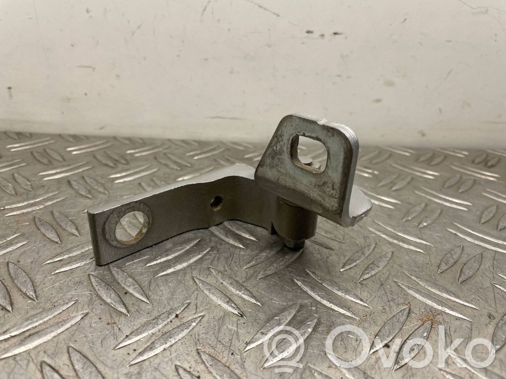 Ford Focus Front door upper hinge 