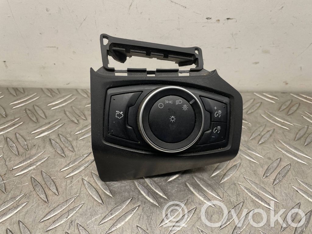 Light switch   F1ET13A024KA