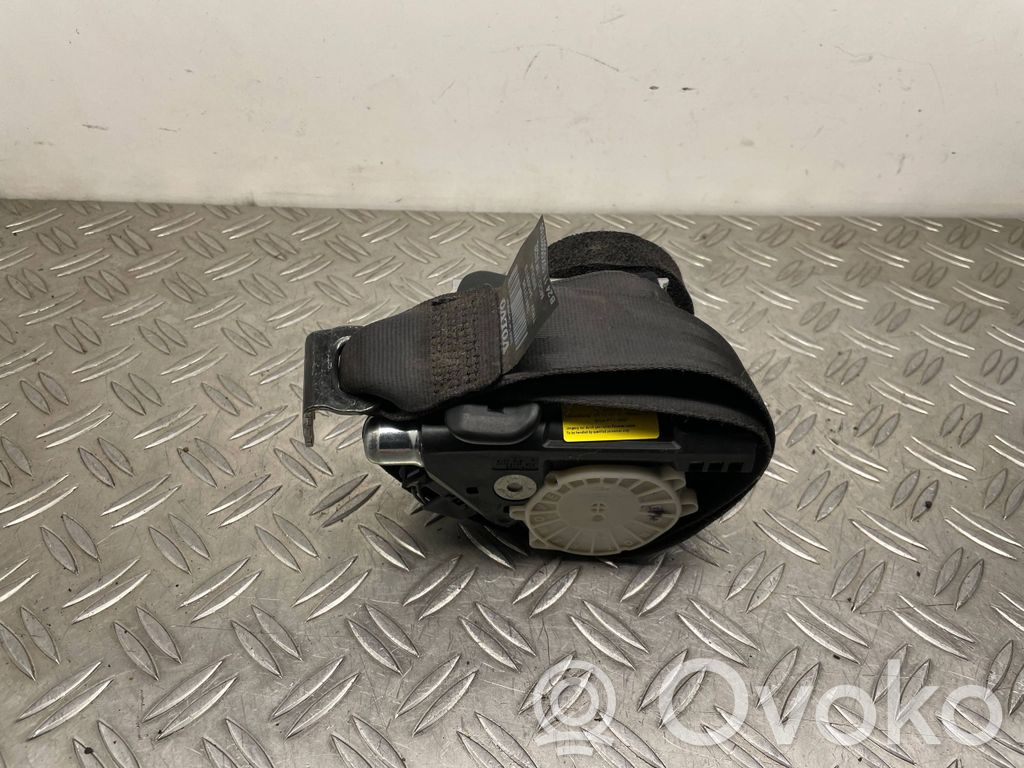 Volvo S60 Cinturón trasero 