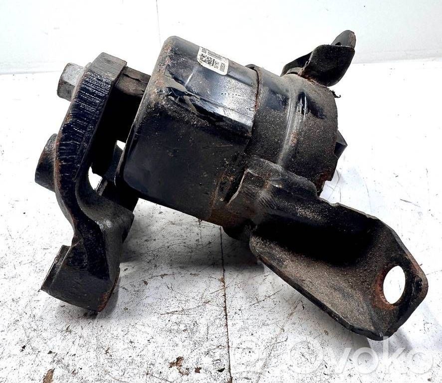Ford Fusion II Engine mount bracket 