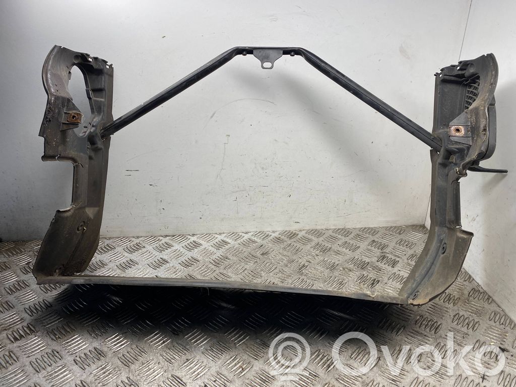 Radiator trim   7176719