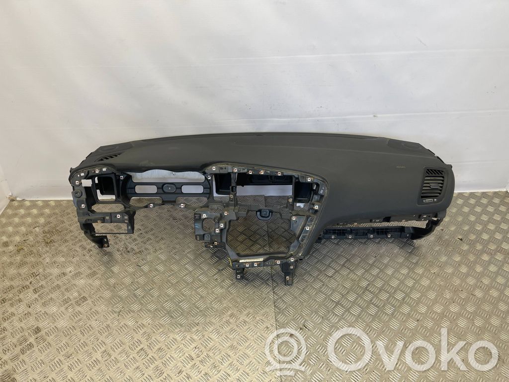 KIA Optima Deska rozdzielcza 