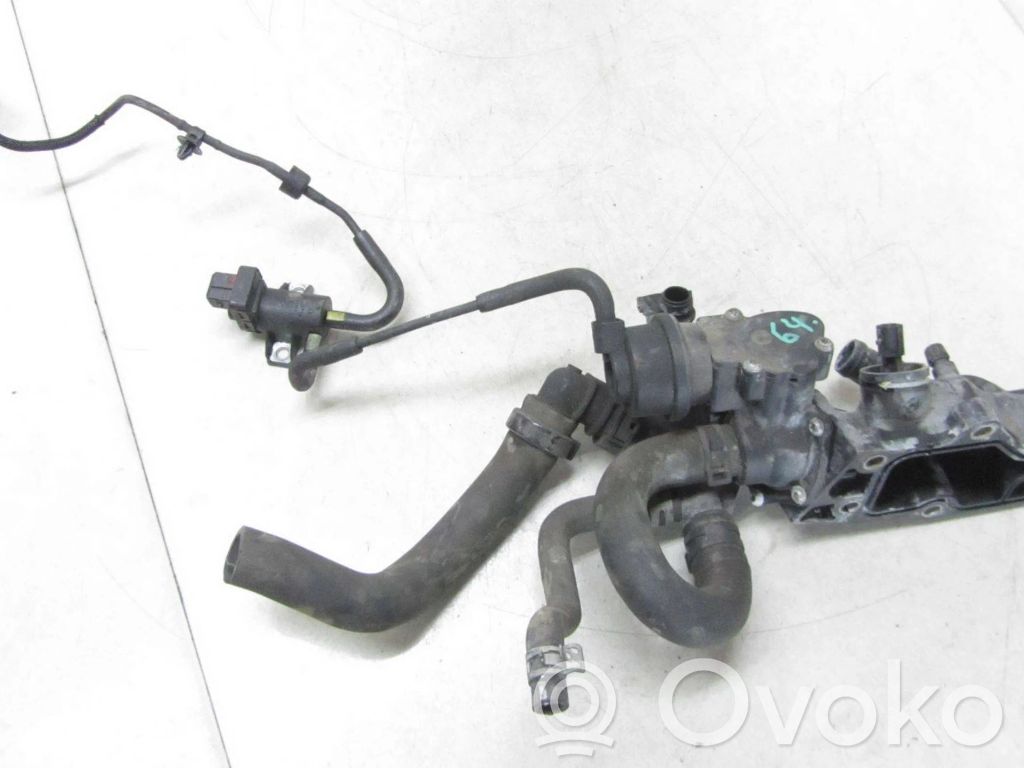 Nissan Pulsar Termostata korpuss 