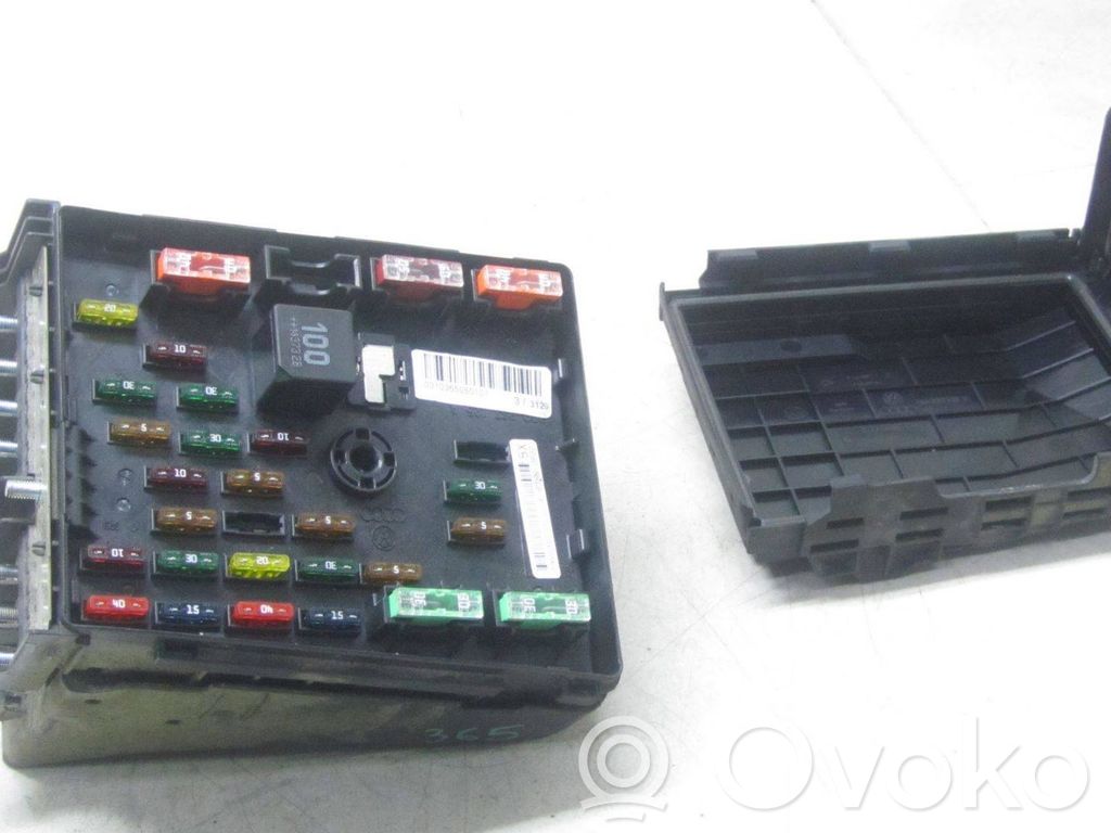 Módulo de fusible   3C0937125A