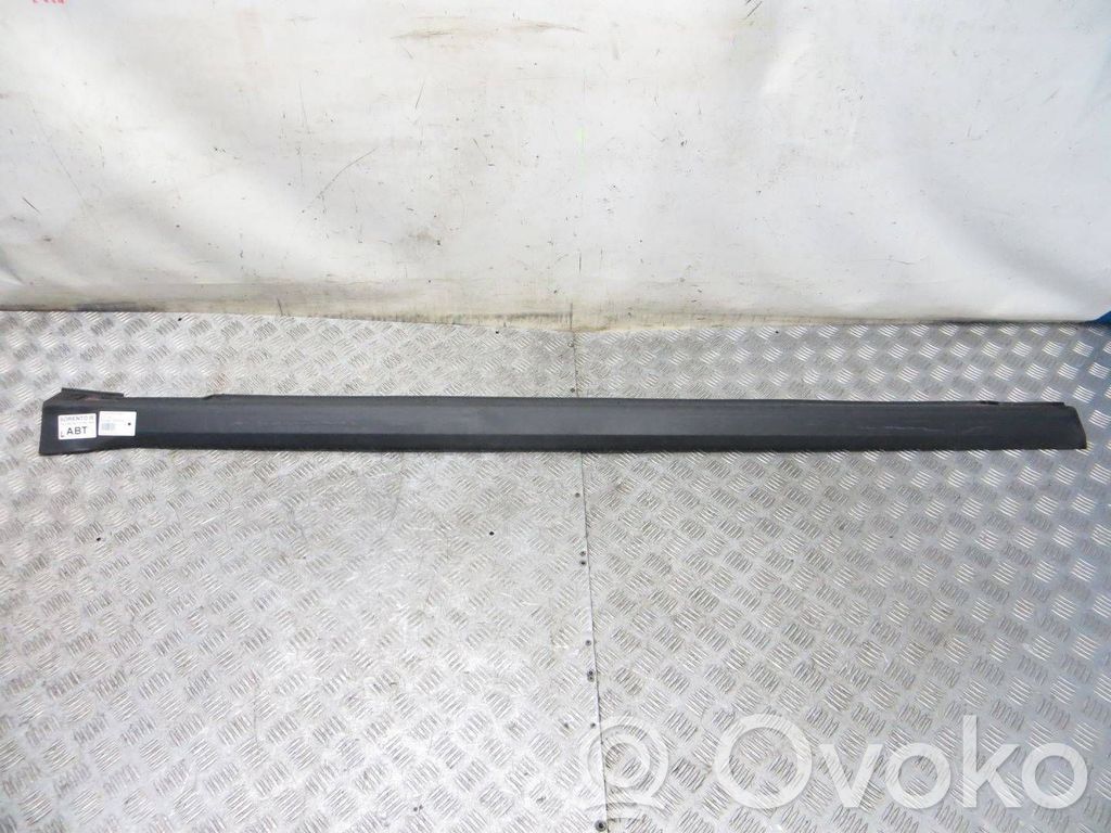 KIA Sorento Front sill (body part) 
