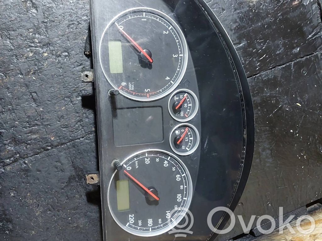 Seat Alhambra (Mk1) Speedometer (instrument cluster) 