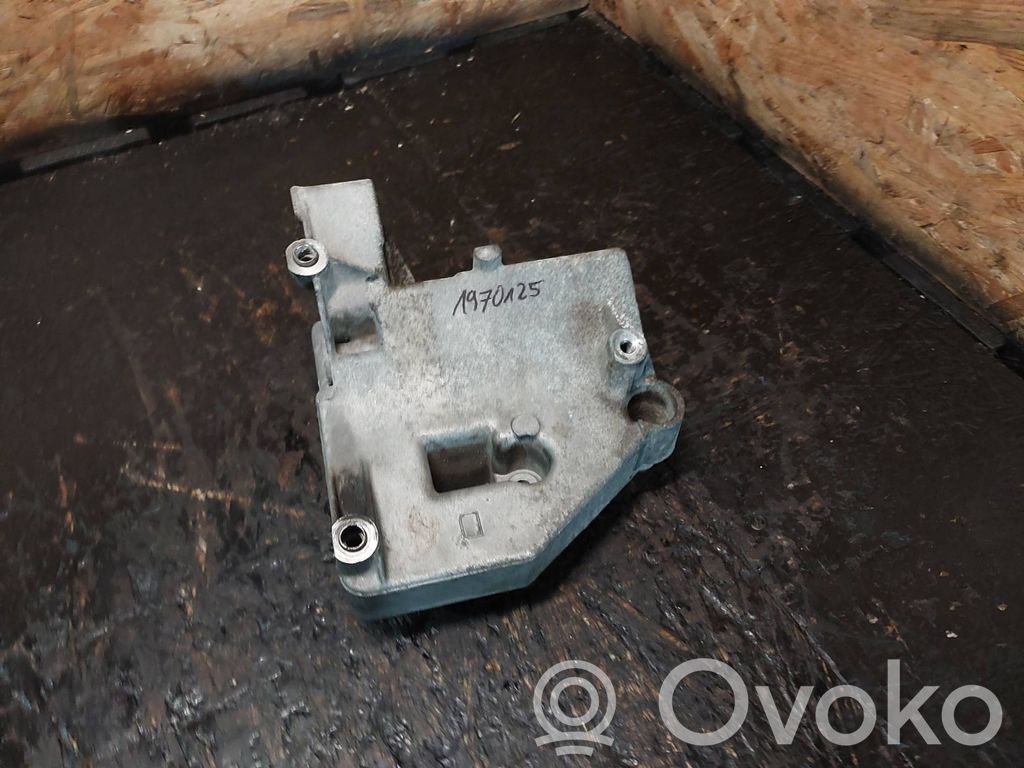 A/C compressor mount bracket   17407259