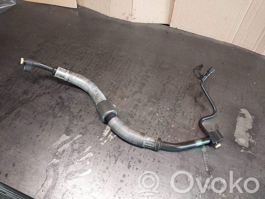 BMW 3 E46 Air conditioning (A/C) pipe/hose 