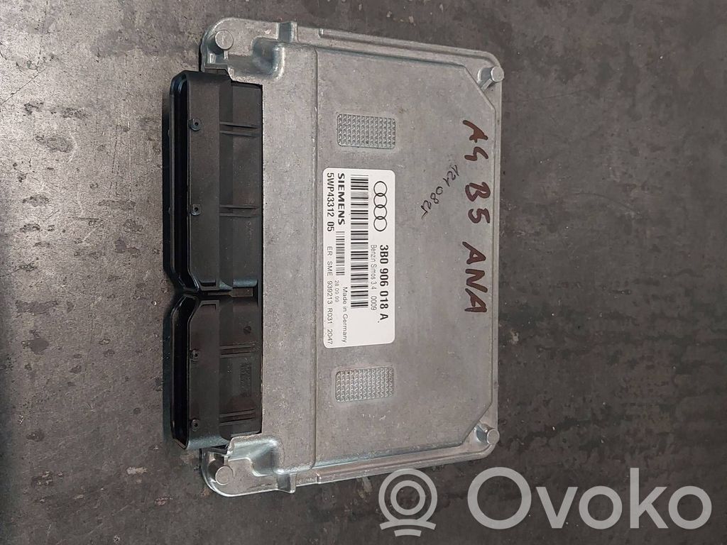 Audi A4 S4 B5 8D Engine control unit/module 