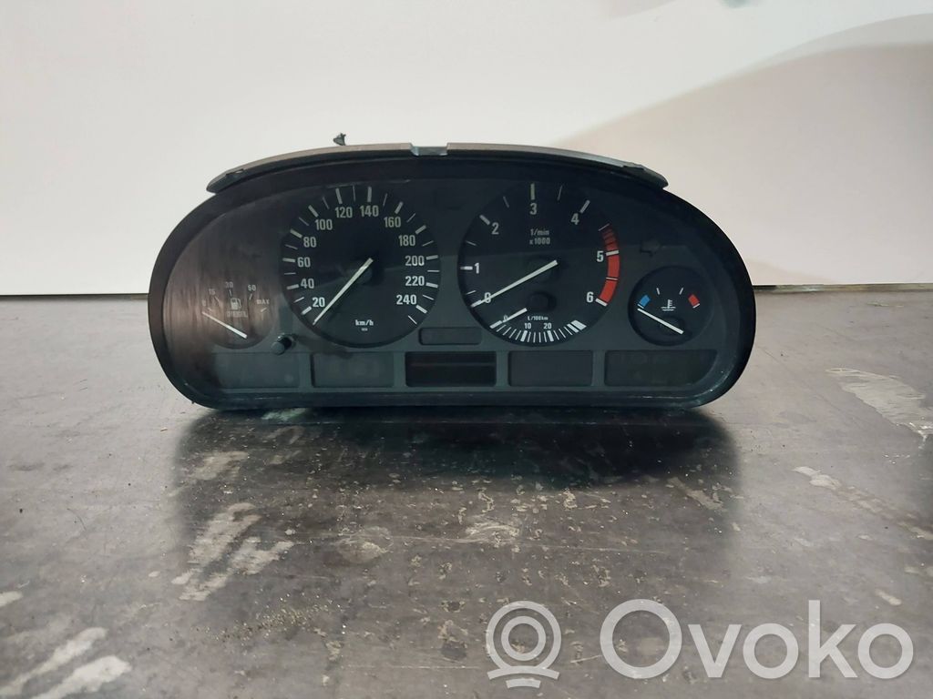 BMW 5 E39 Speedometer (instrument cluster) 