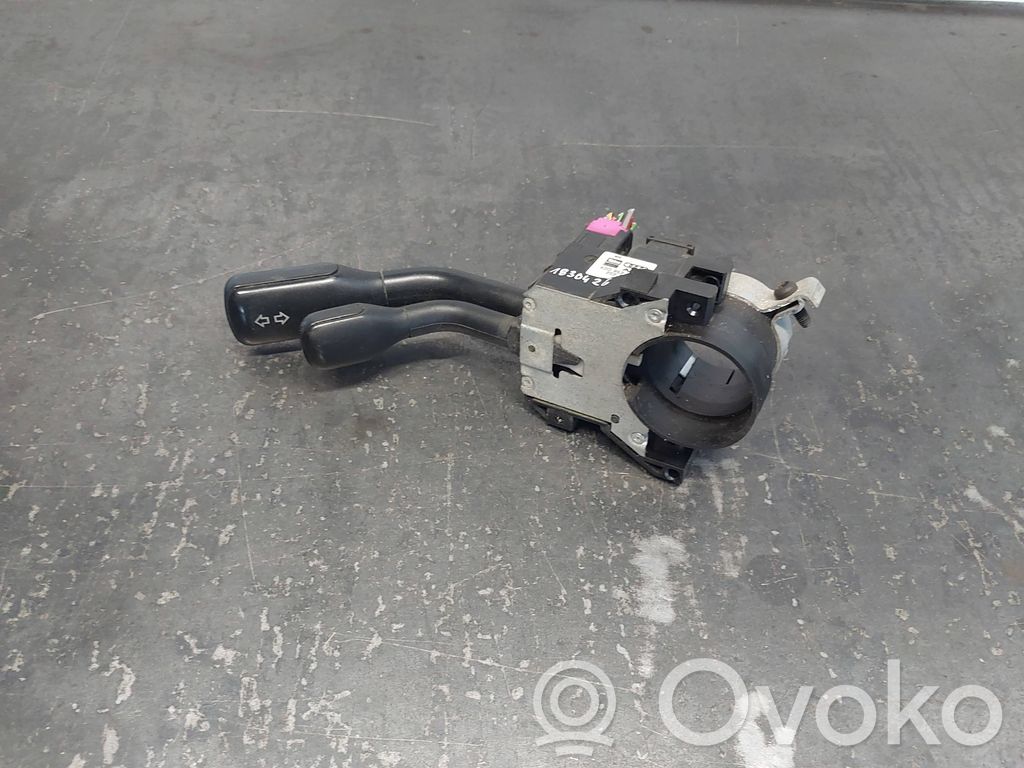 Audi A4 S4 B5 8D Indicator stalk 