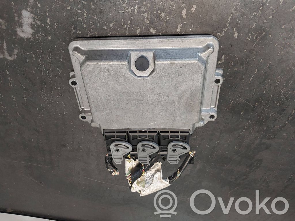 Engine control unit/module ECU   9655878780,0261208266
