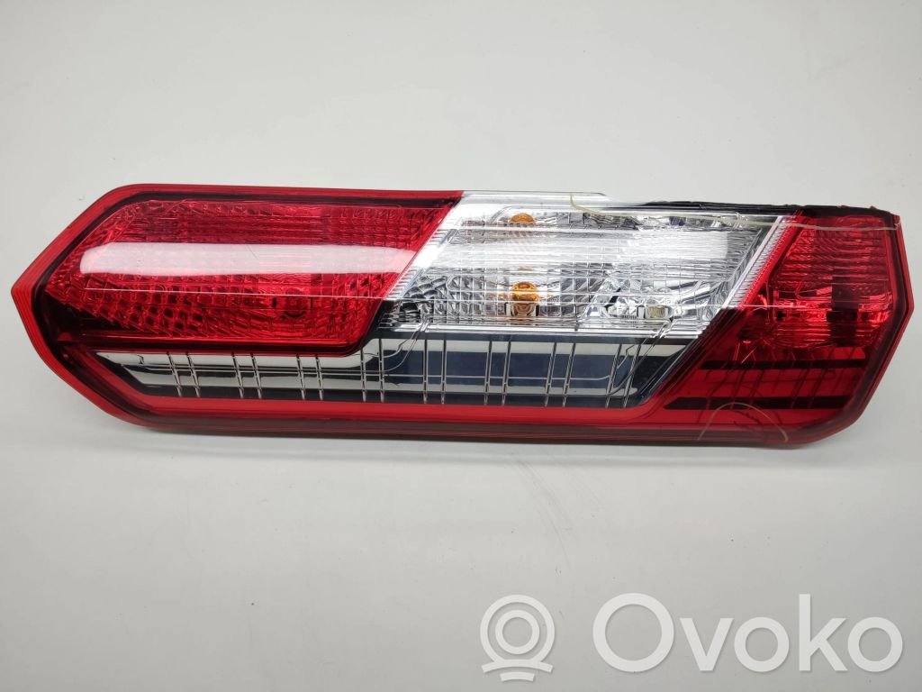 Ford Transit VII Galinis žibintas kėbule 