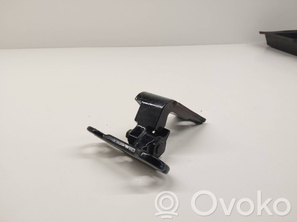 Volvo V60 Front door upper hinge 