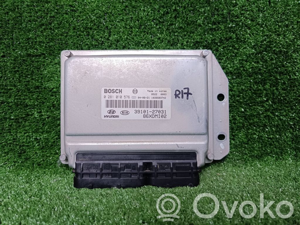 Hyundai Elantra Engine control unit/module 