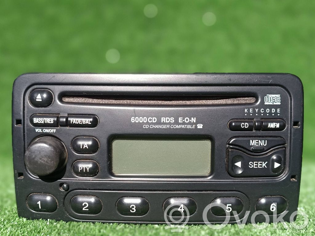 Ford Focus Radio / CD/DVD atskaņotājs / navigācija 