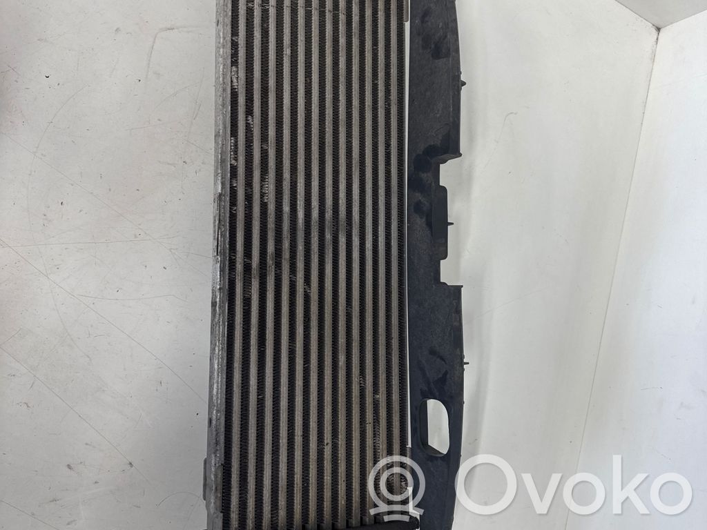 Opel Vivaro Interkūlerio radiatorius 