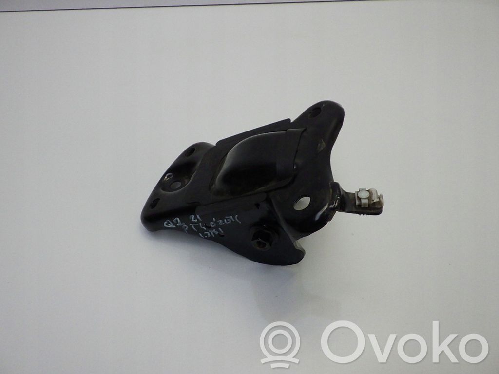 Cits aizmugures šasijas elements   5Q0501546C