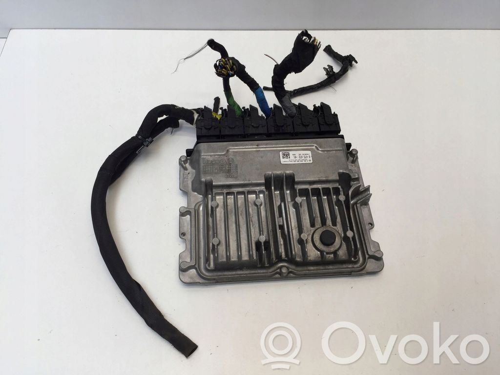 BMW 3 G20 G21 Engine control unit/module 
