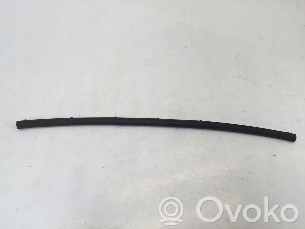 Audi A1 Engine compartment rubber 