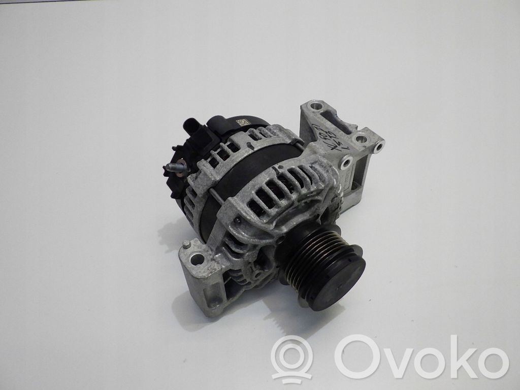 Volvo XC40 Ģenerators 