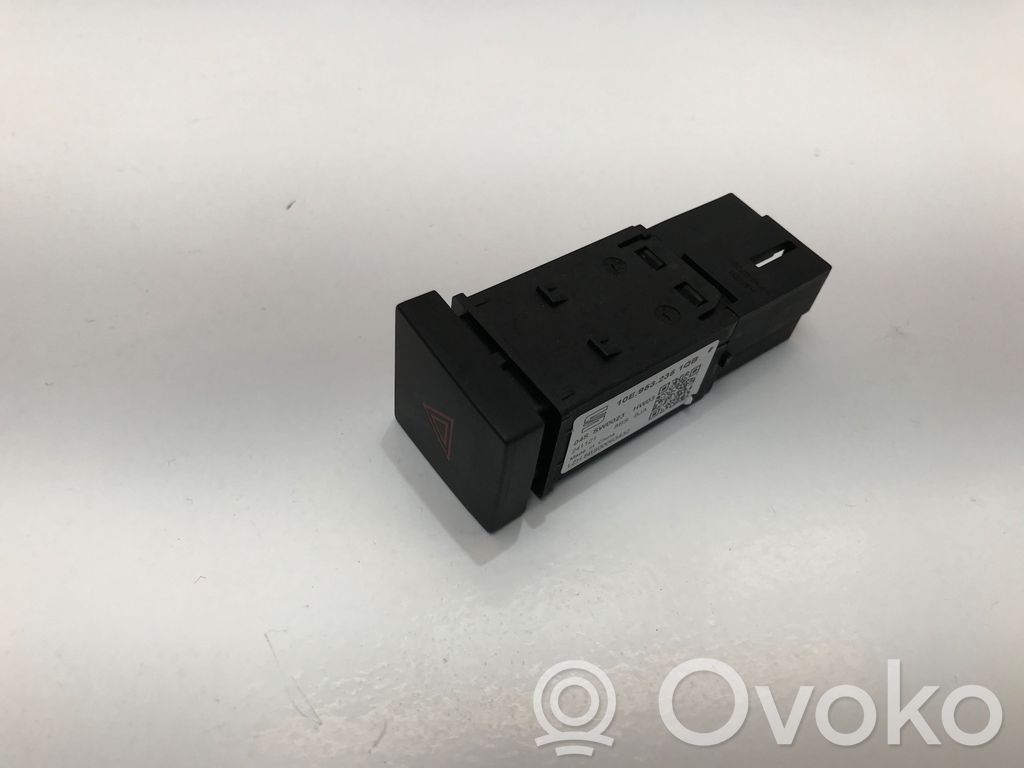 Cupra Born Hazard light switch 