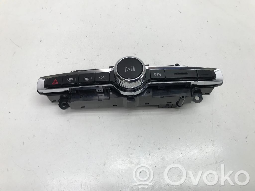 Volvo XC40 A set of switches 