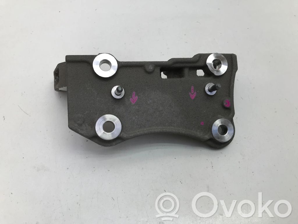 Opel Mokka B Gearbox mounting bracket 