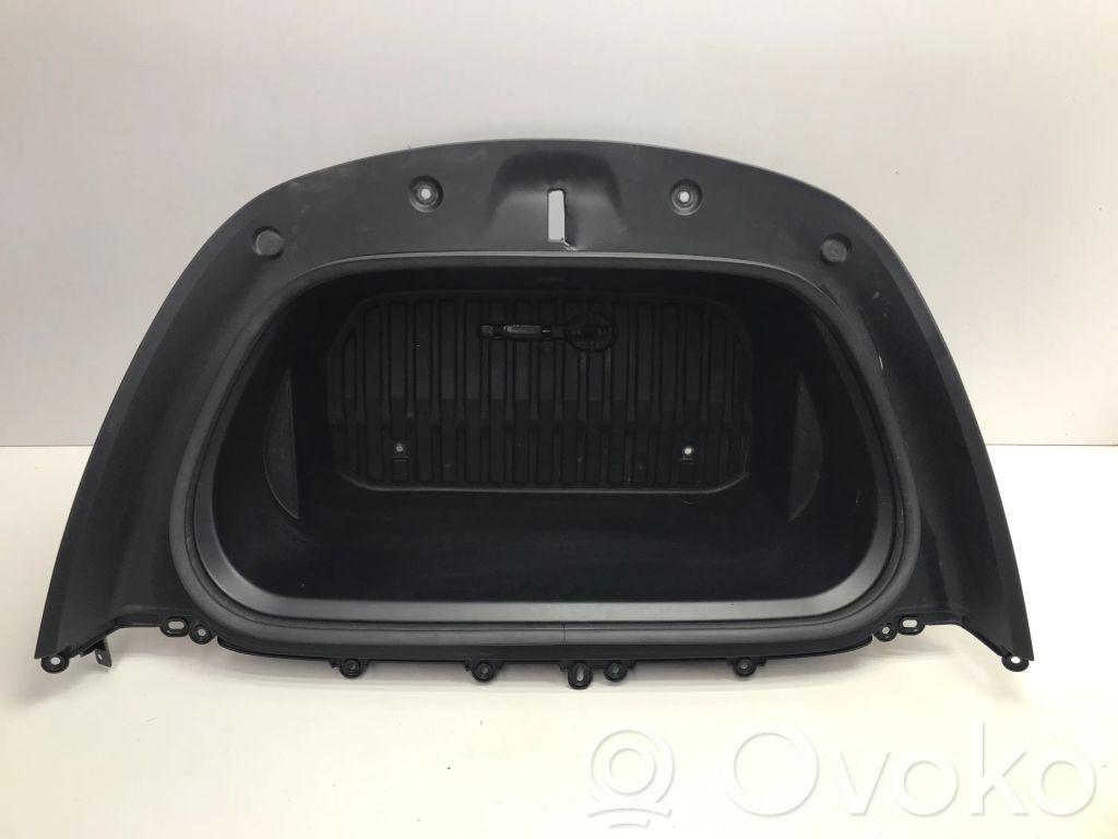 Tesla Model Y Daiktadėžė bagažinėje 